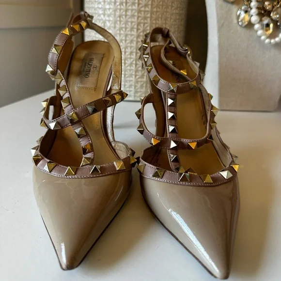 Valentino Garavani Patent Rockstud Caged Pumps 100 MM - Picture 2 of 13